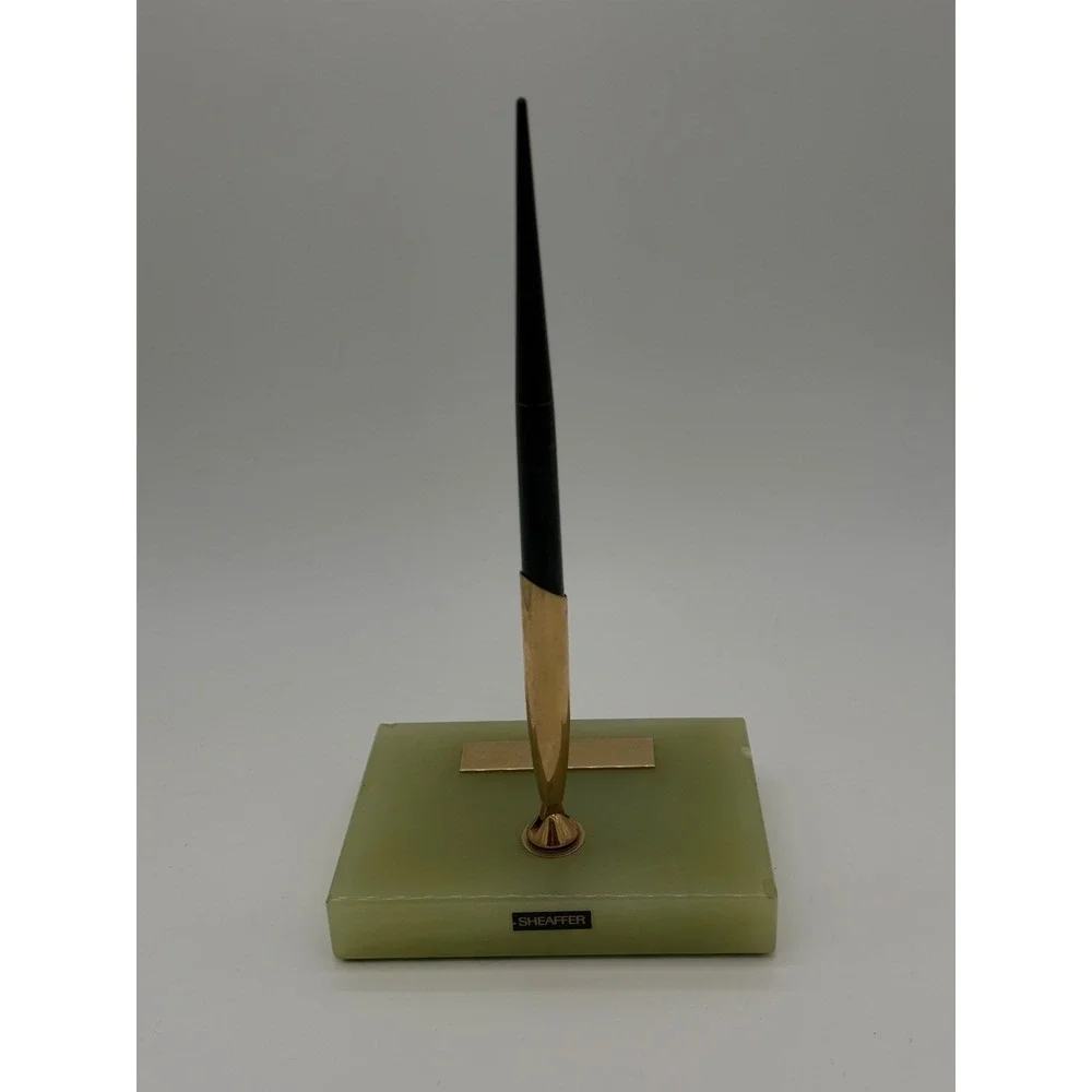 Vintage Sheaffer Desk Set Green Onyx Stone Base Gold Tone Pen Holder with Pen‎
